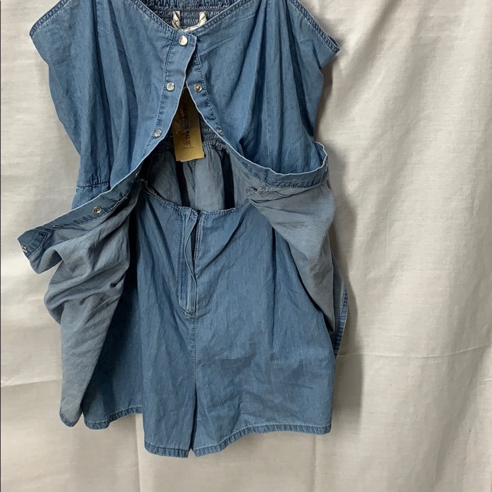 American Rag CIF Jean Romper - Picture 4 of 8